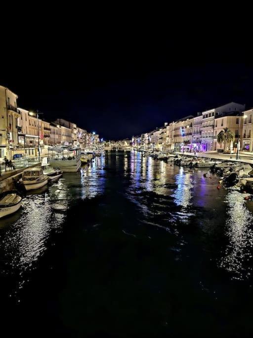 Le Calme A Deux Pas Du Port De Sete Apartment Екстериор снимка