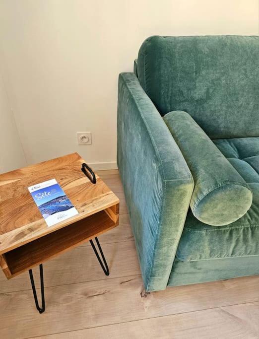 Le Calme A Deux Pas Du Port De Sete Apartment Екстериор снимка